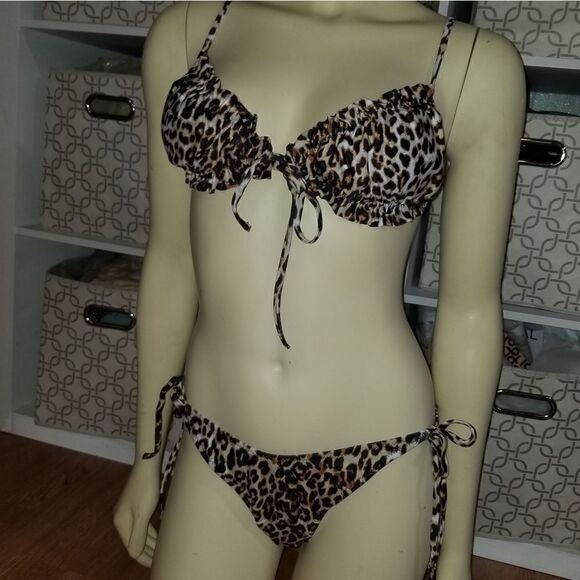 Small bikini nwot - Picture 9 of 10